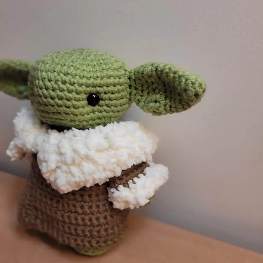 Amigurumi Baby Yoda Plushie 10" Handmade Crochet Animal Plush Grogu Alien Child - Picture 4 of 12
